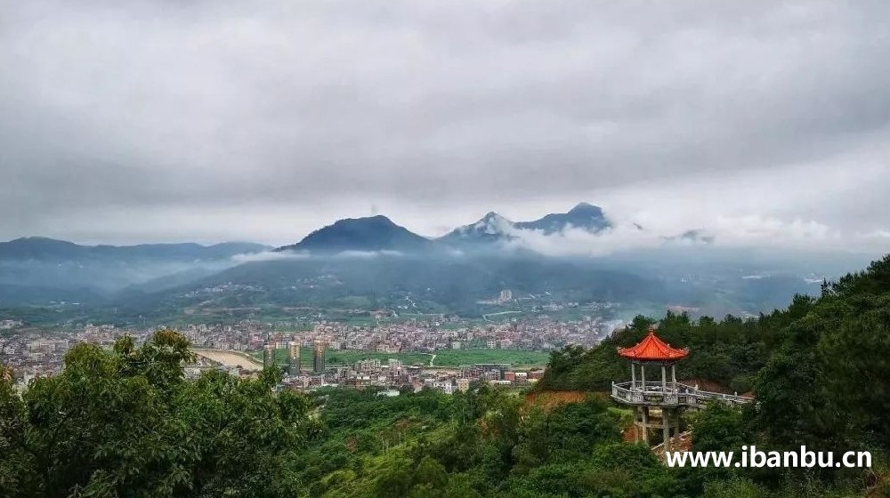 翁山堂号浅说